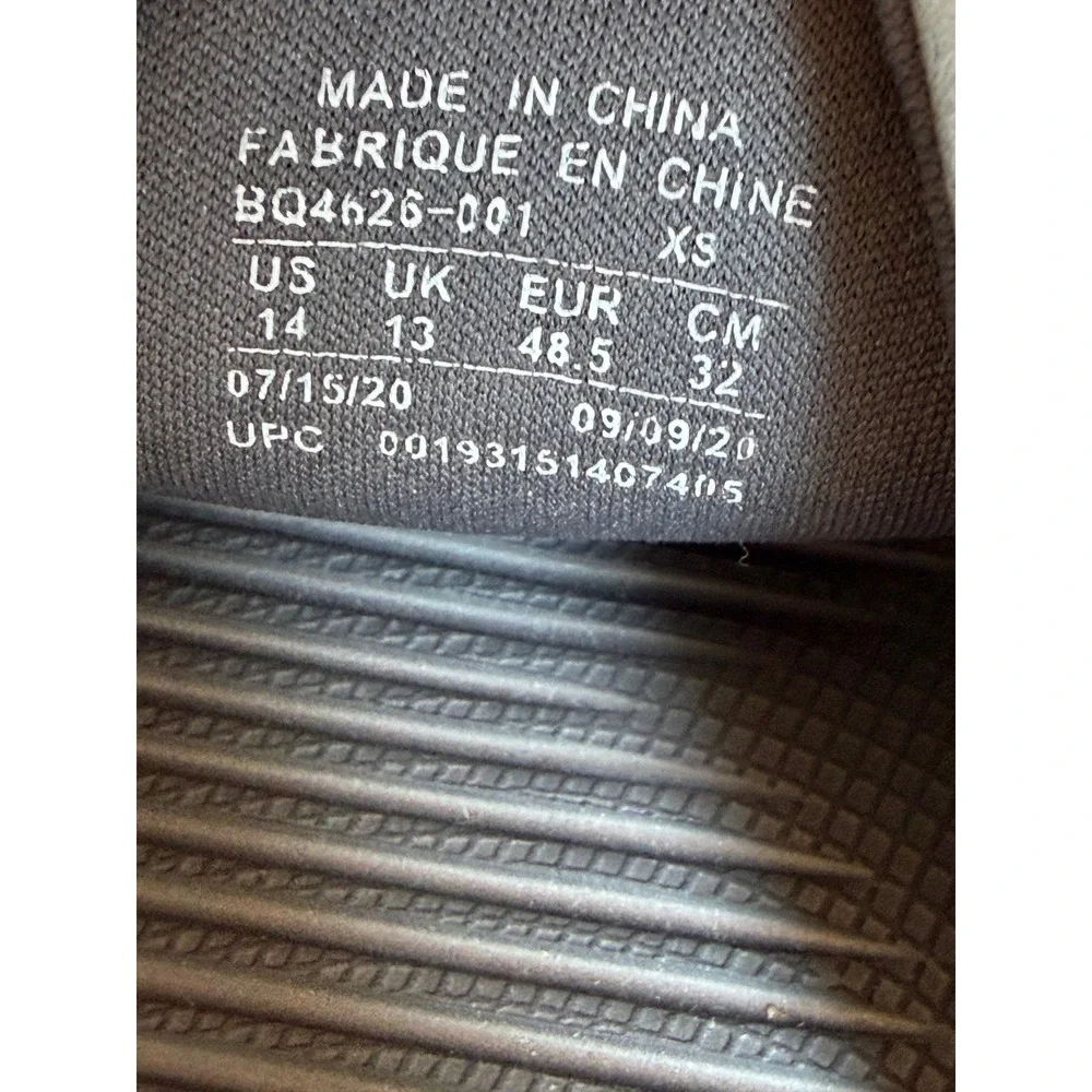 Nike Air Max Camden Slides Sandals Size 14 Grey Volt BQ4626-001 Mens Shoes Gray